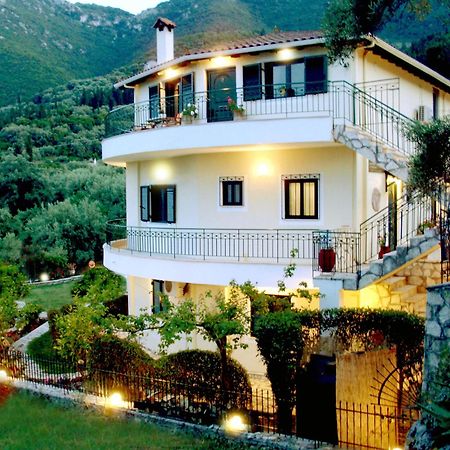 Villa Diana Nikiana Luaran gambar