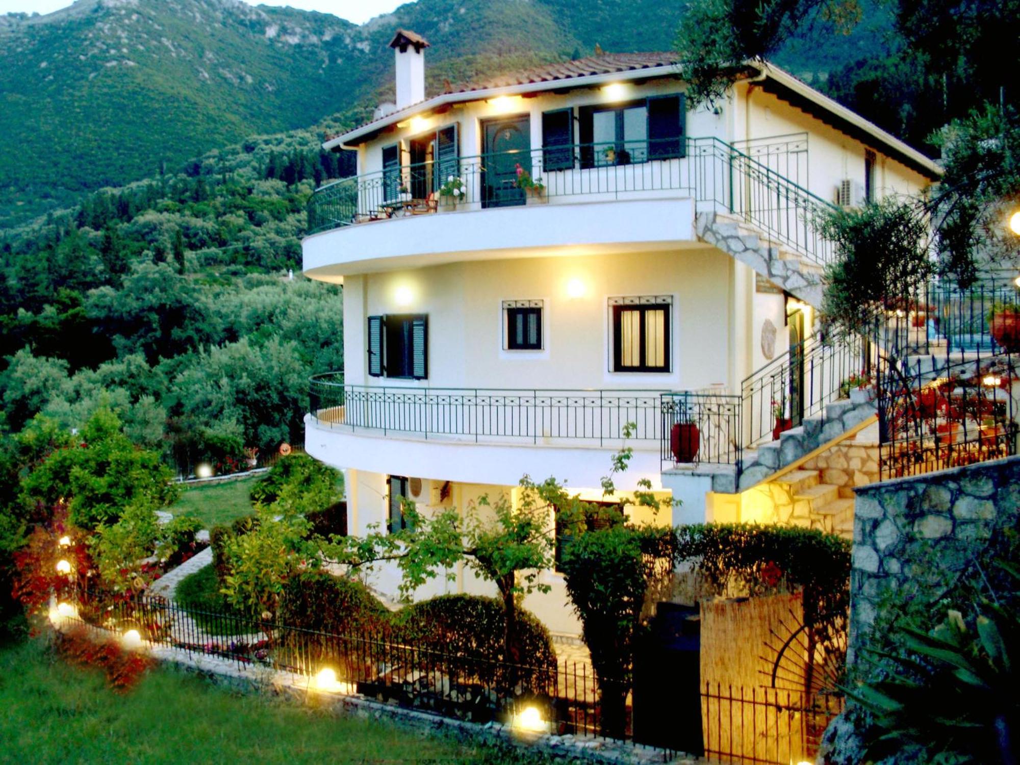 Villa Diana Nikiana Luaran gambar